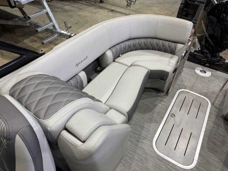 2021 Bennington 25RTFBA - Bowrider US-ETWK6565B121 [photo 15]